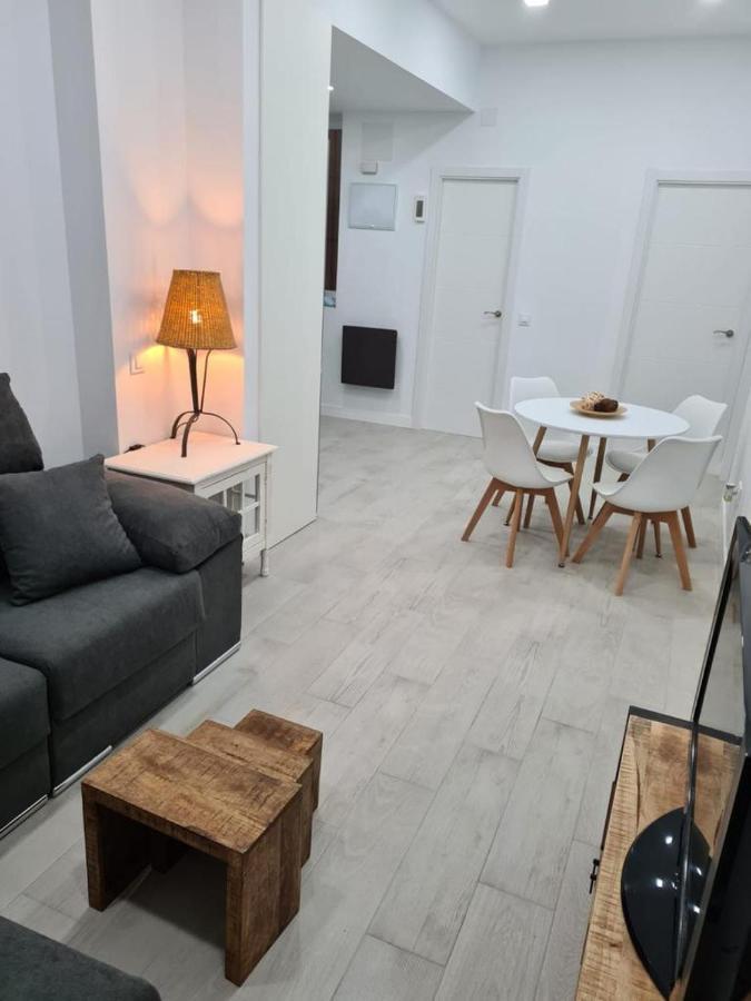 Ferienwohnung Apartamento Pet-Friendly En Atocha By Bebalmy Madrid Exterior foto