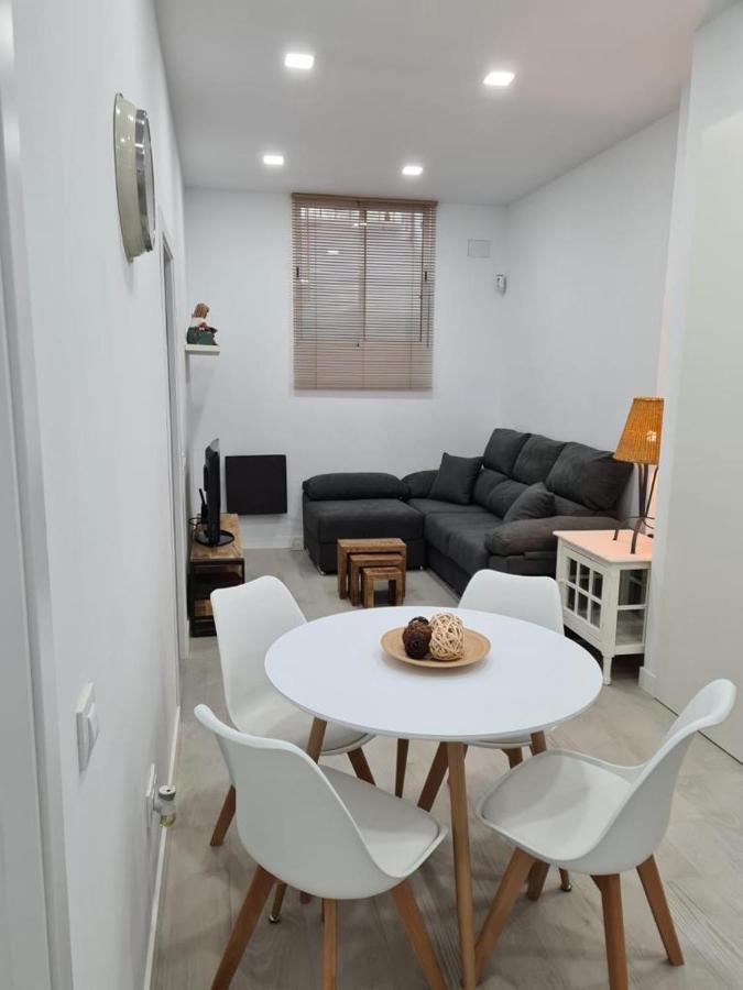 Ferienwohnung Apartamento Pet-Friendly En Atocha By Bebalmy Madrid Exterior foto